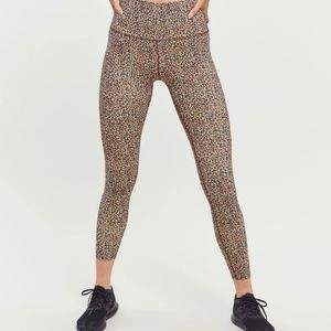 Varley Leopard Ankle Length Leggings Size S